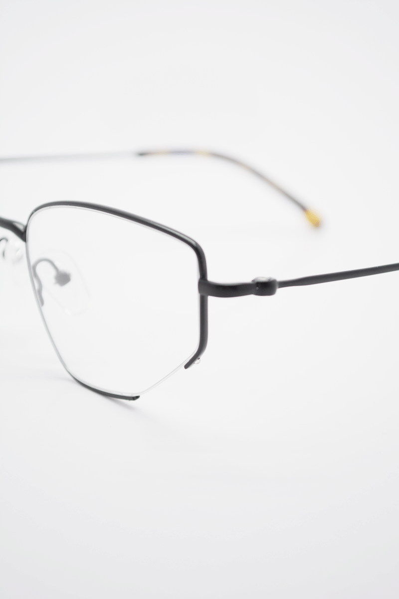 fourty6 optical matt black