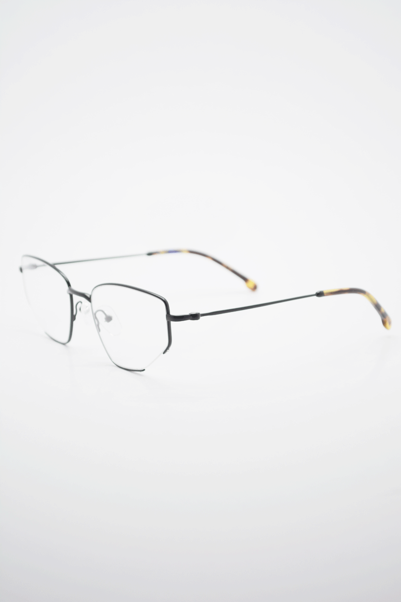 fourty6 optical matt black